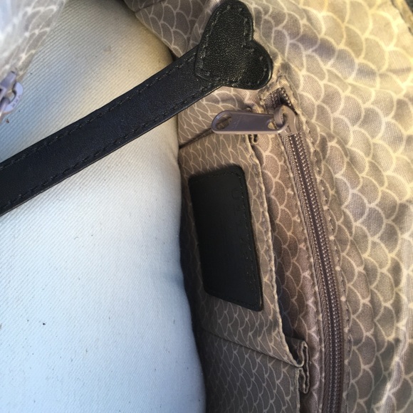 Brighton Satchel (double shoulder strap) - Picture 13 of 13